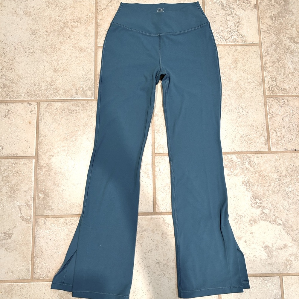Athleta Girl transcend crossover bootcut Size 7